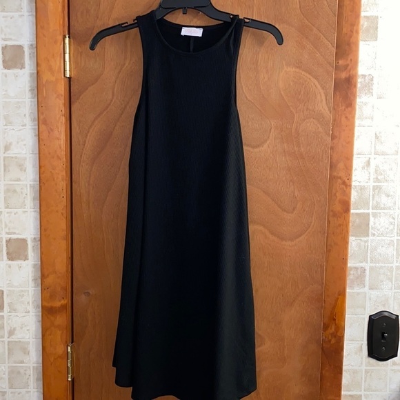 Nwt Pink lily black dress - Picture 3 of 5